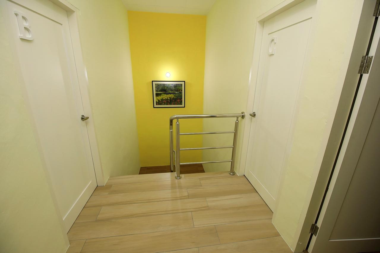 722 Homestay Kuching Esterno foto